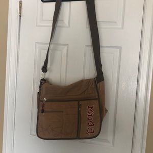 Cross body messenger bag, adjustable straps